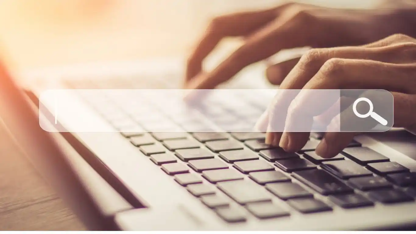 แนวคิดการทำ Google Ads ที่เน้นความเข้าใจลูกค้าเป็นหลักมากกว่าด้านเทคนิค เพื่อช่วยเลือก Keyword ได้แม่นยำขึ้น เขียนโฆษณาได้ตรงจุด และออกแบบ Landing Page ให้ตอบโจทย์ ส่งผลให้แคมเปญมีประสิทธิภาพมากขึ้น